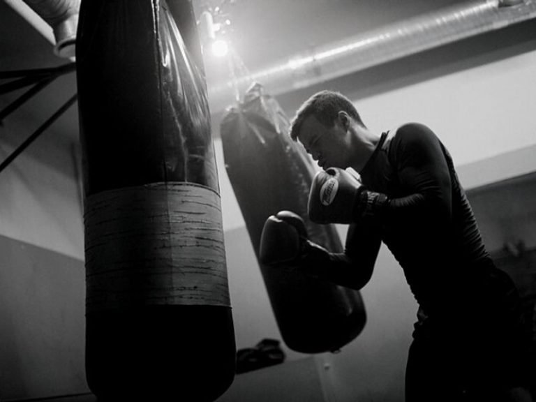 Tai svarbus įrankis, kuris padeda stiprinti rankas, gerinti techniką ir pasiruošti mūšiui.