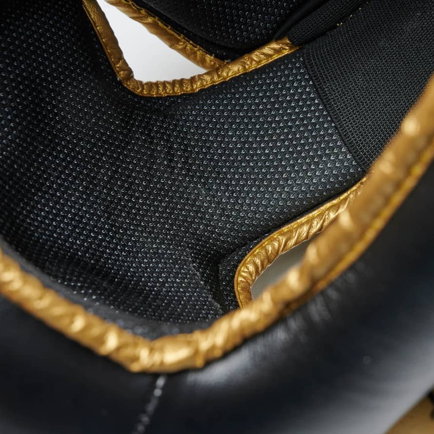 bokso-šalmas-leone-auksine