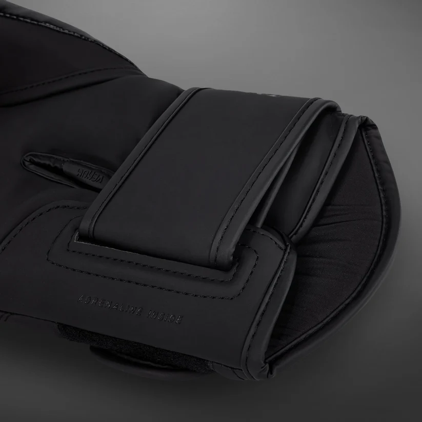 2c17b8eac980c670a577f386a061a44986f2b7ac_VENUM_05141_114_8oz_4 Bokso pirštinės Venum Challenger 4.0 - juoda / matinė