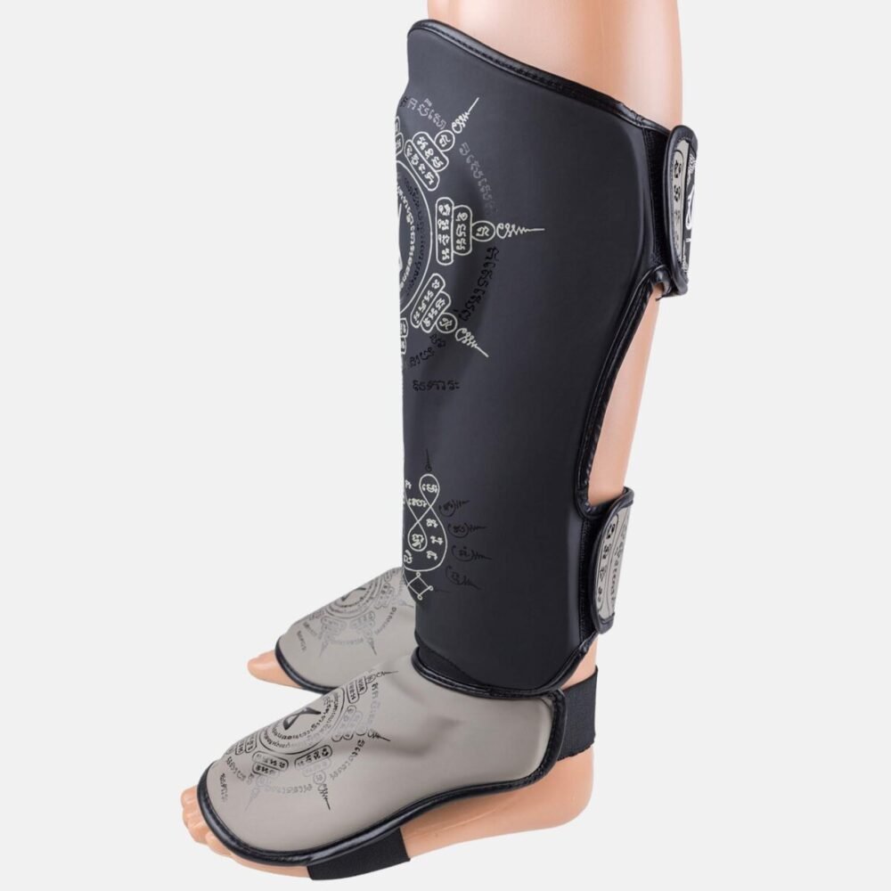 Kojų-apsaugos-8-Weapons-8-Ways-Yant Kojų-apsaugos-8-Weapons-8-Ways-Yant