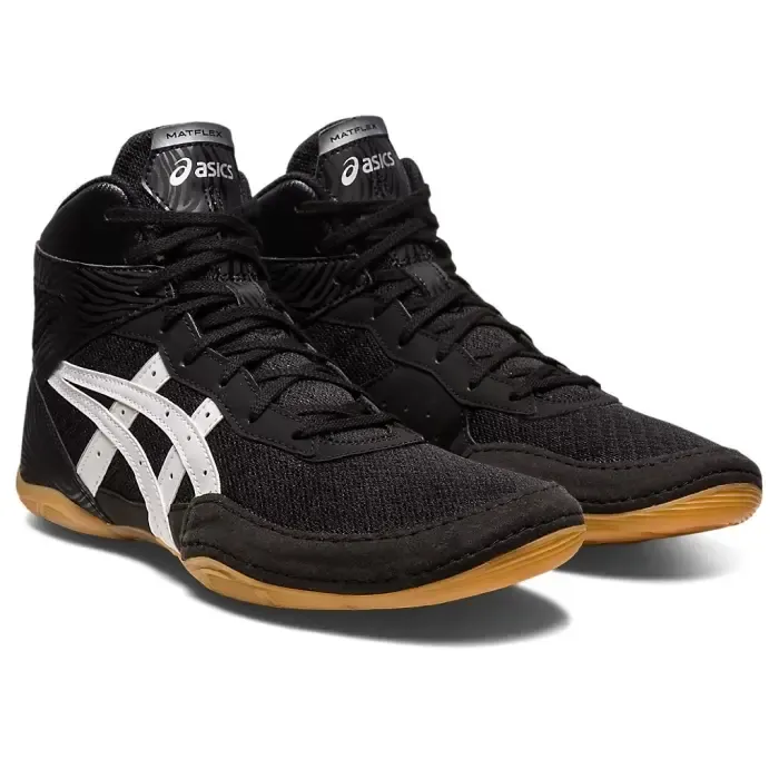 Imtyniu-batai-Asics-Matflex-7-profilis Imtynių batai Asics Matflex 7, pasižymintys išskirtiniu patvarumu, pritaikyti kovos menų treniruotėms ant tatamio.