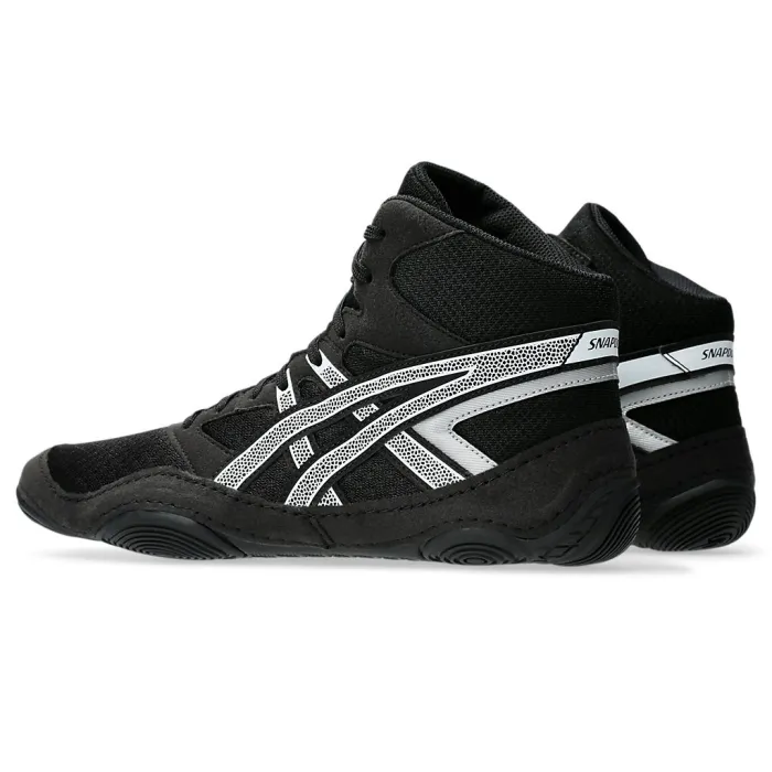 Imtynių batai Asics Snapdown 4, sukurti patikimam sukibimui ir stabilumui ant tatamio.