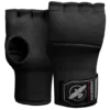 Gelinės pirštinės vietoj bokso bintų Hayabusa Quick Wraps su ilgais riešo raiščiais.