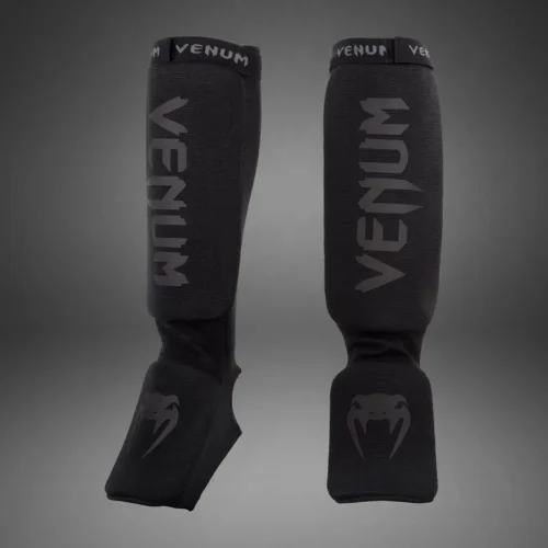 Kojų apsaugos "Venum Kontact" - juoda